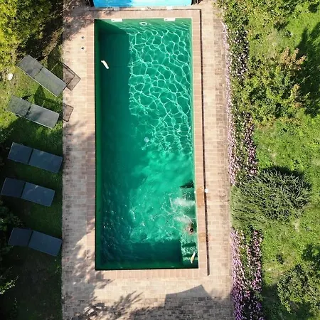 Colgiglione, Un Borgo Nella Verde Umbria *