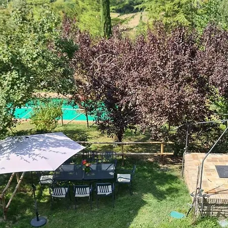 Colgiglione, Un Borgo Nella Verde Umbria