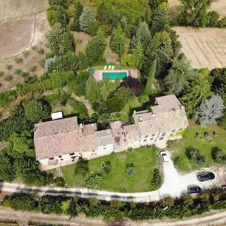 Colgiglione, Un Borgo Nella Verde Umbria * Crocicchio