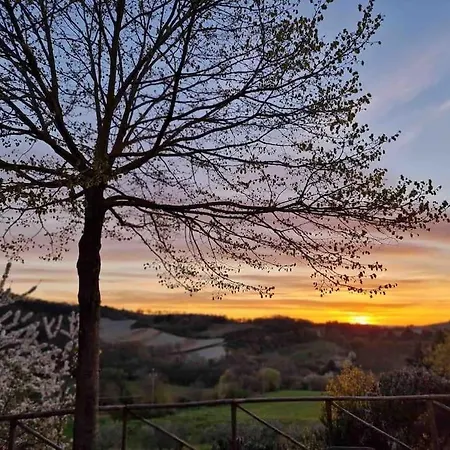 Colgiglione, Un Borgo Nella Verde Umbria Villa