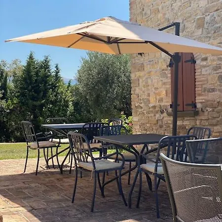 Colgiglione, Un Borgo Nella Verde Umbria * Crocicchio