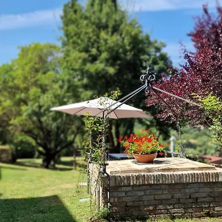Colgiglione, Un Borgo Nella Verde Umbria Villa