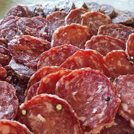 Colgiglione, Un Borgo Nella Umbria * Crocicchio